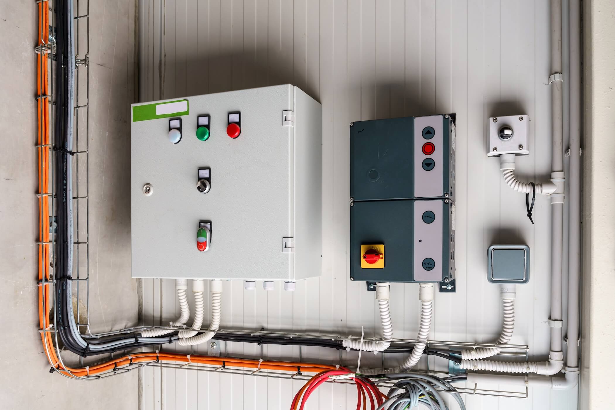 Installation de panneau électrique par Hizo Electric