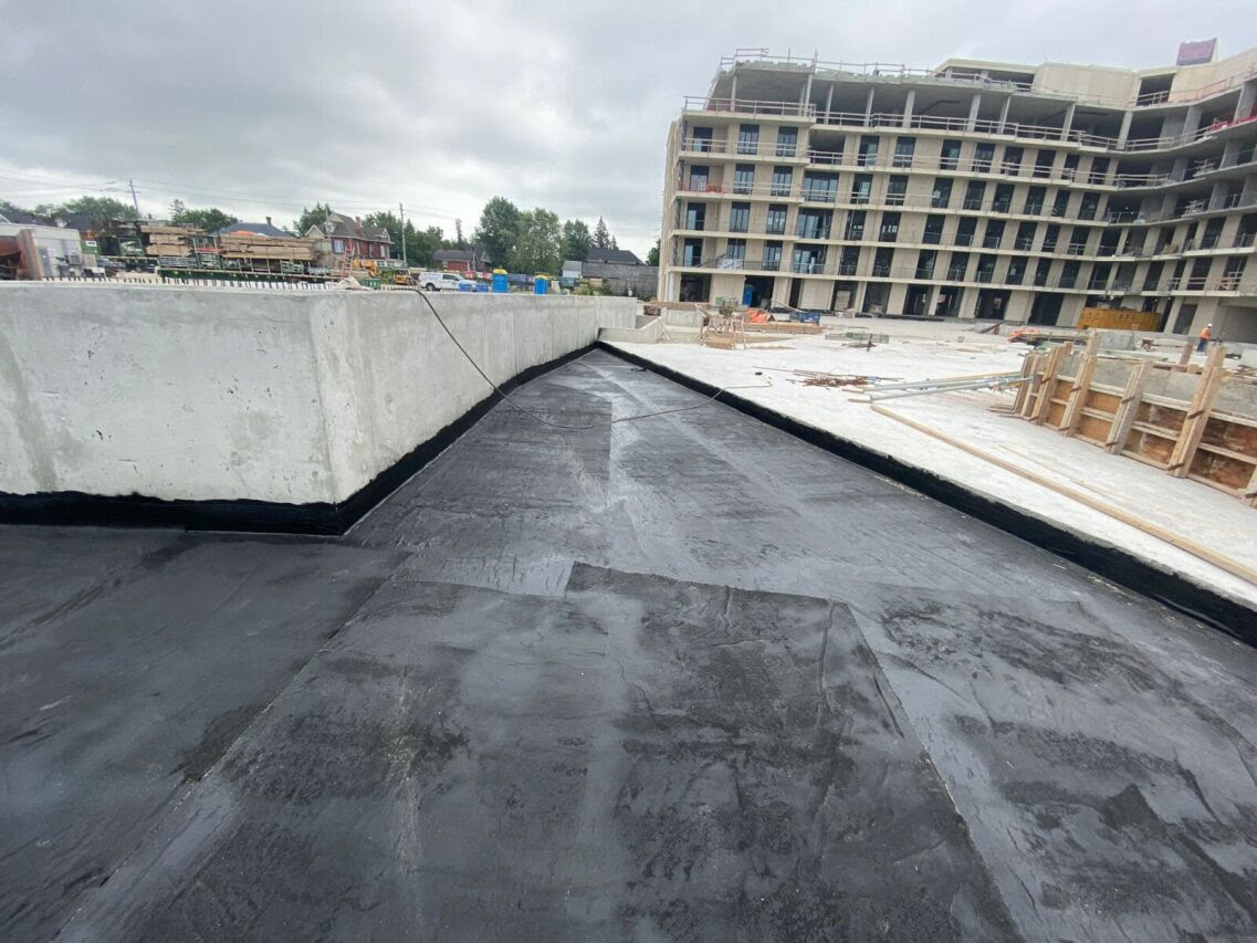 Liquid membrane slab Quebec HIZO