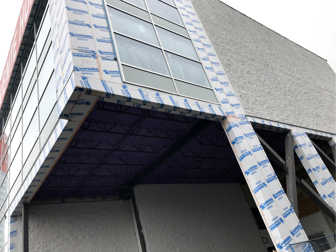 Isolation mousse projetee industriel HIZO